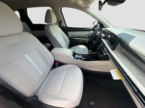 Used 2026 Hyundai Tucson SEL FWD image 28