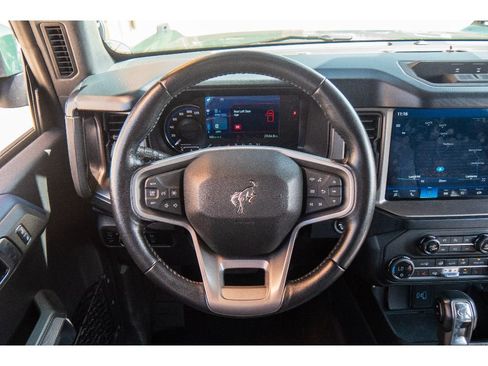 Used 2023 Ford Bronco Outer Banks w/ Sasquatch Package AWD/4WD image 22
