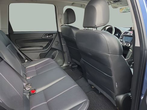 Used 2017 Subaru Forester 2.5i Touring image 18