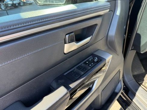 Used 2023 Toyota Tundra Limited AWD/4WD image 14