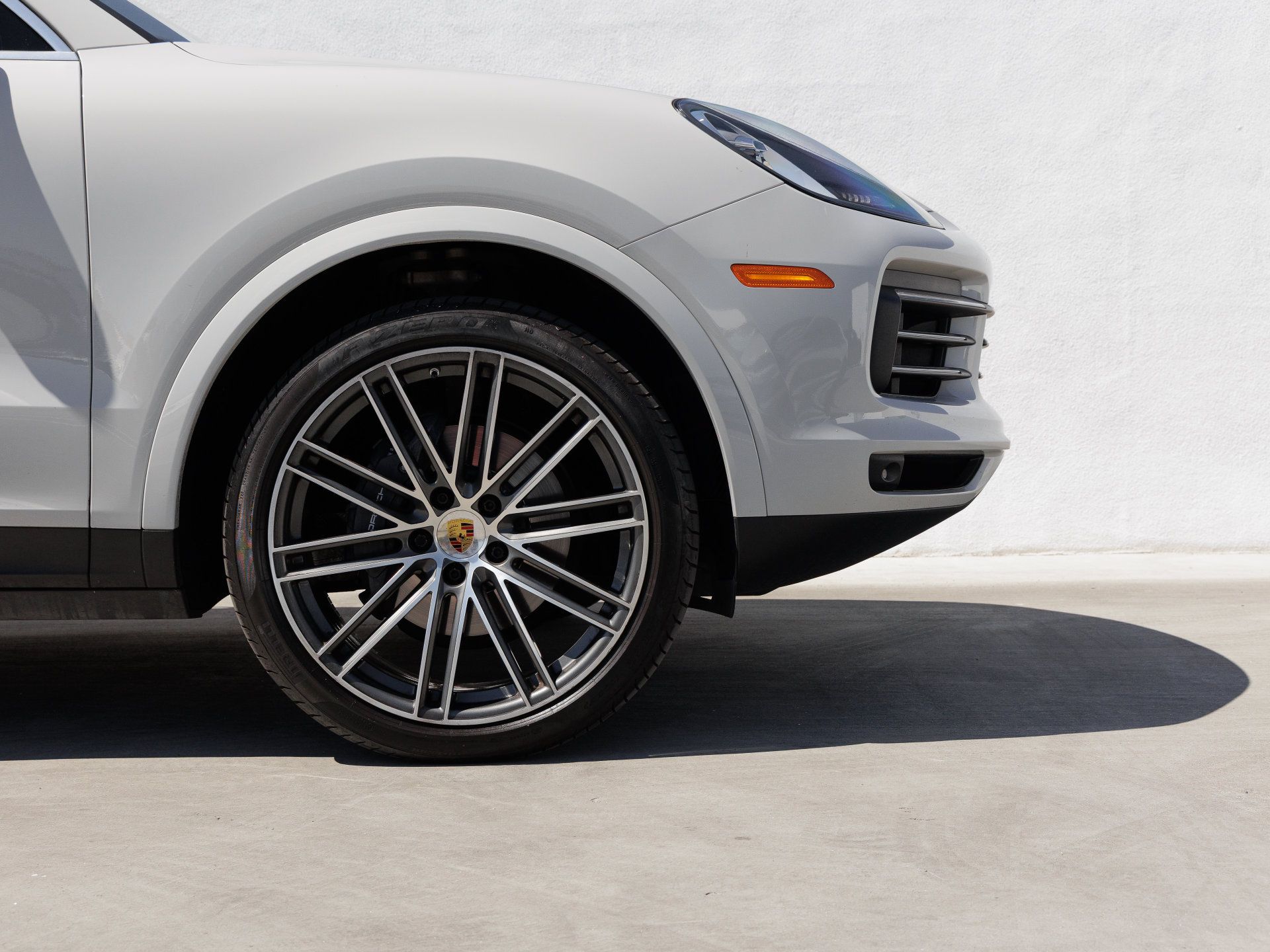 Certified 2020 Porsche Cayenne AWD/4WD image 11