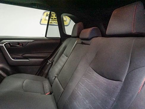 Used 2021 Toyota RAV4 SE w/ Weather & Moonroof Package image 19
