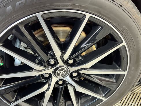 Used 2023 Toyota Camry SE image 14