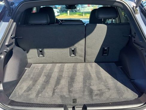 Certified 2025 Chevrolet Equinox EV LT image 8