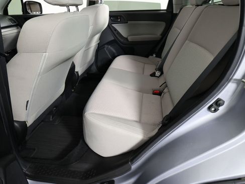 Used 2017 Subaru Forester 2.5i w/ Alloy Wheel Package image 17