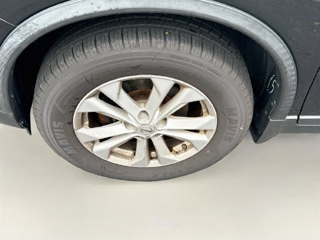 Used 2016 Nissan Rogue SV AWD/4WD image 26