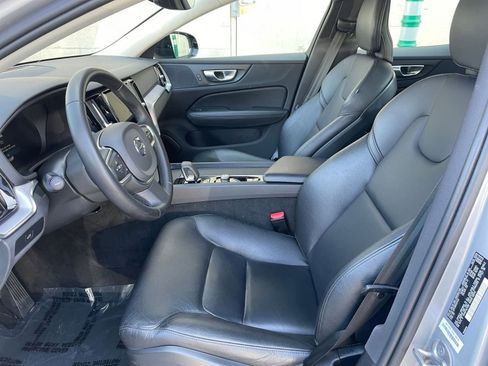 Used 2024 Volvo S60 B5 Core image 27