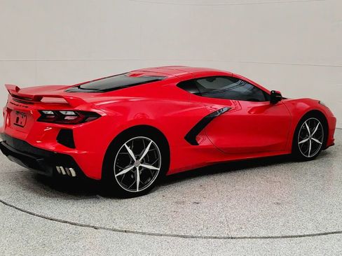 Used 2022 Chevrolet Corvette Stingray Premium Cpe w/ Z51 Performance Package image 7