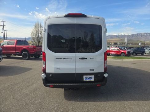 New 2026 Ford Transit 350 148 Medium Roof Wagon AWD image 4