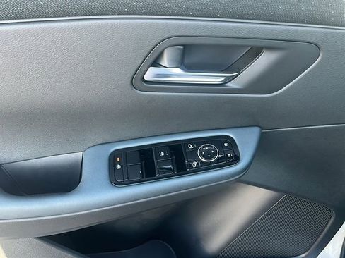 New 2026 Nissan Leaf SV+ w/ Floor Mat Package (SV+) image 16