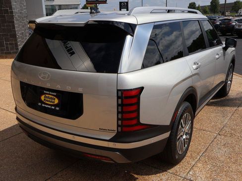 New 2026 Hyundai Palisade SEL Premium FWD image 6