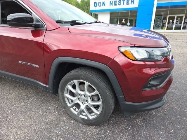 Used 2022 Jeep Compass Latitude AWD/4WD image 26