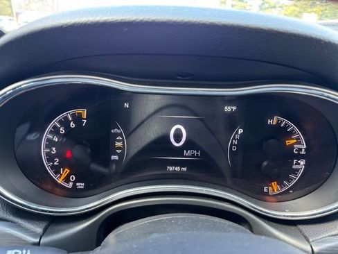 Used 2020 Jeep Grand Cherokee Laredo w/ Quick Order Package 2BN North image 21