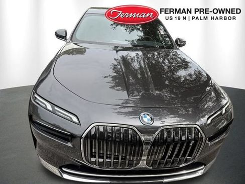 Used 2024 BMW i7 eDrive50 w/ Premium Package RWD image 6