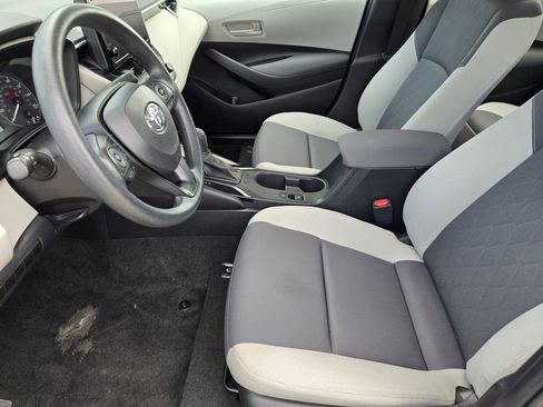 Used 2023 Toyota Corolla LE FWD image 8