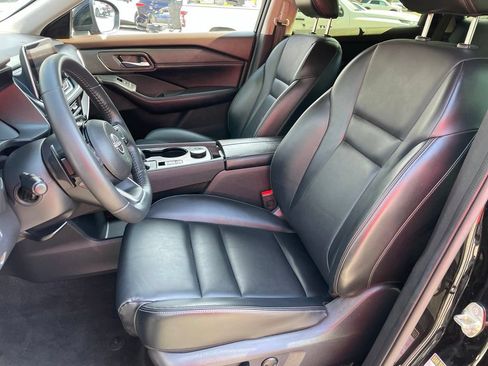 Certified 2023 Nissan Rogue SV w/ SV Premium B Package AWD/4WD image 8