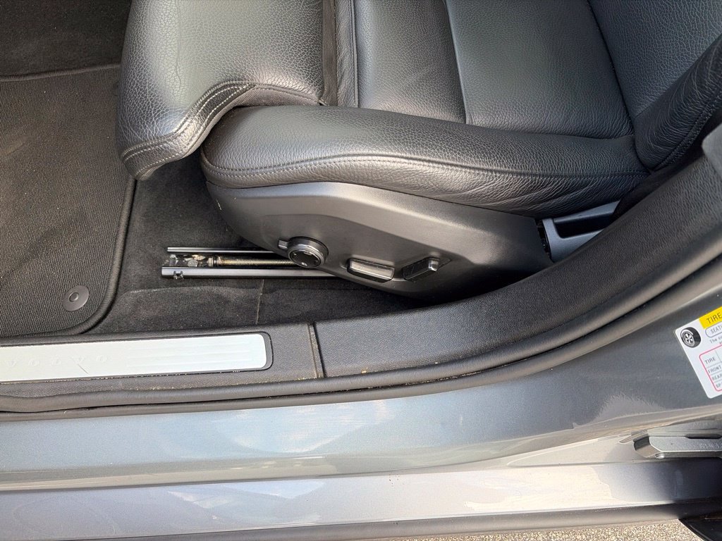 Used 2019 Volvo S60 T5 Inscription FWD image 21