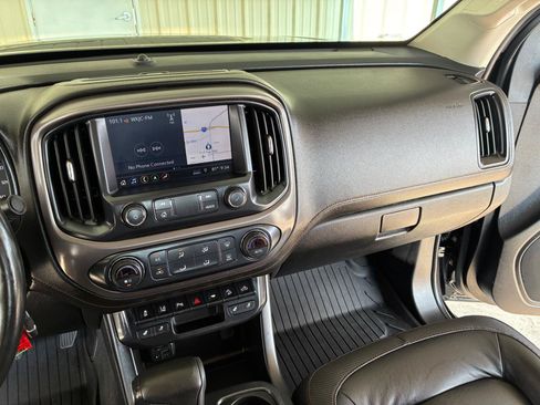 Used 2021 GMC Canyon AT4 w/ Driver Alert Package AWD/4WD image 17