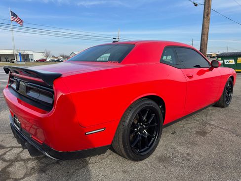 Used 2022 Dodge Challenger GT image 17