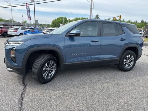 Used 2025 Chevrolet Equinox LT AWD/4WD image 12