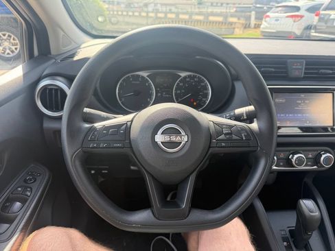 Used 2023 Nissan Versa S FWD image 25