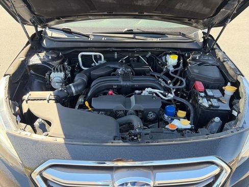 Used 2019 Subaru Outback 2.5i Touring image 34