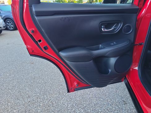 Used 2024 Honda HR-V EX-L image 13