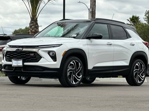 New 2026 Chevrolet TrailBlazer RS w/ Convenience Package FWD image 8
