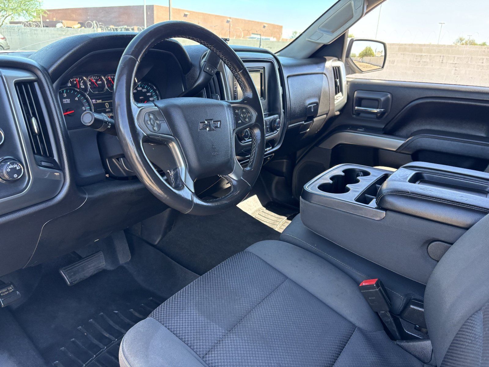 Used 2015 Chevrolet Silverado 1500 LT AWD/4WD image 19