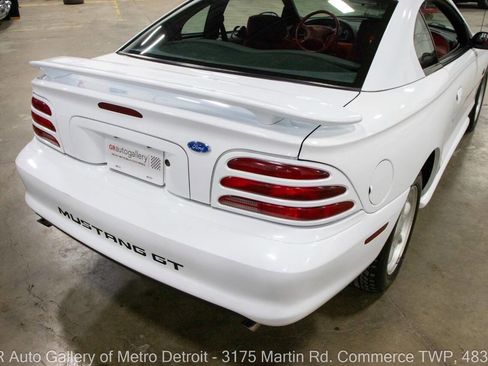 Used 1994 Ford Mustang GT image 15