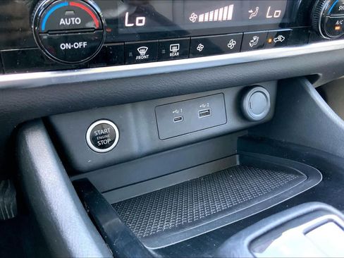 Used 2021 Nissan Rogue SV FWD image 28