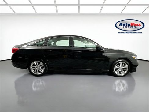 Used 2019 Honda Accord LX image 9