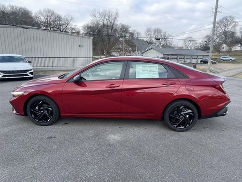 New 2026 Hyundai Elantra Sport image 3