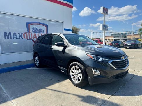 Used 2019 Chevrolet Equinox LS w/ LS Convenience Package image 14