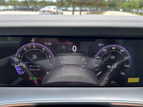 New 2026 Volkswagen Tiguan SE FWD image 26