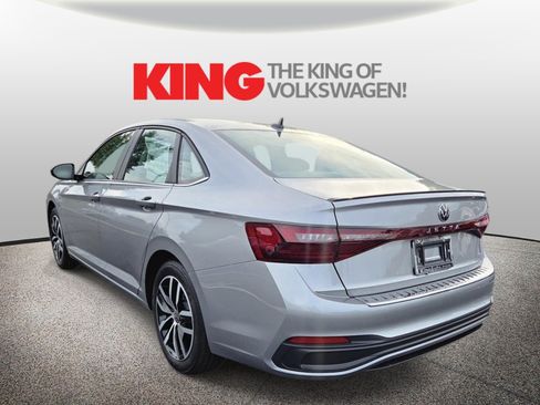New 2026 Volkswagen Jetta SE FWD image 6