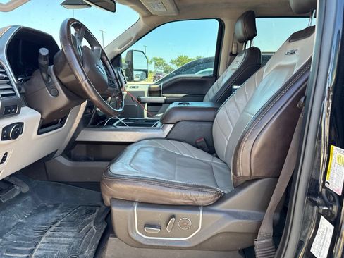 Used 2019 Ford F250 Limited w/ FX4 Off-Road Package AWD/4WD image 7