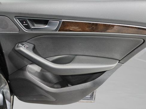 Used 2013 Audi Q5 2.0T Premium w/ Convenience Pkg image 27