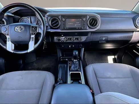 Used 2019 Toyota Tacoma SR5 image 7