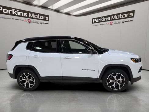 New 2026 Jeep Compass Limited AWD/4WD image 6