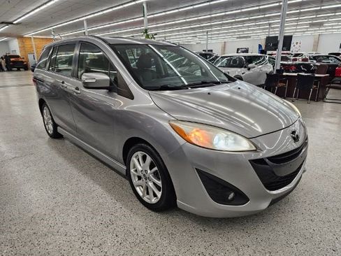 Used 2013 MAZDA MAZDA5 Grand Touring image 3