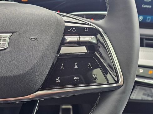 New 2026 Cadillac Optiq Sport 1 image 25