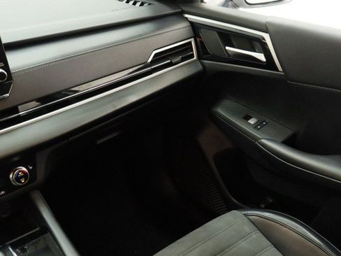 Used 2024 Mitsubishi Outlander SE FWD image 26