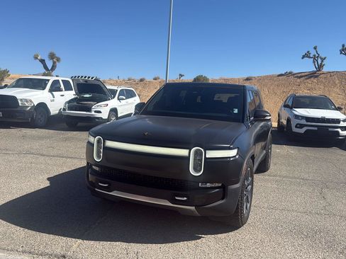 Used 2023 Rivian R1S Adventure Quad AWD/4WD image 2