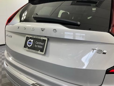 Certified 2025 Volvo XC90 T8 Ultra AWD/4WD image 39