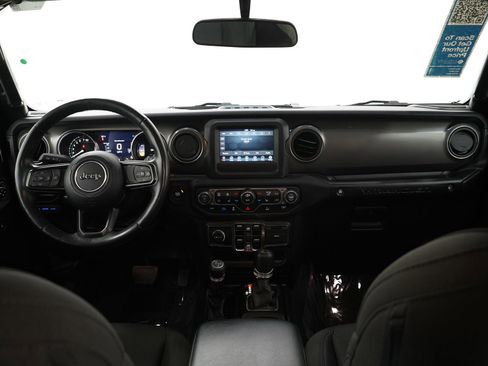Used 2023 Jeep Wrangler Unlimited w/ Cold Weather Group AWD/4WD image 13