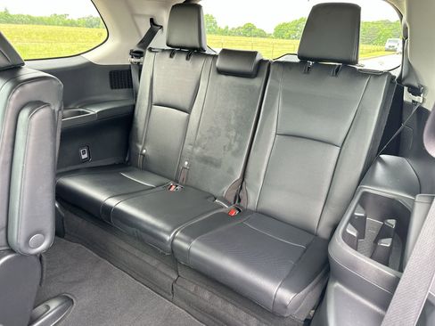 Used 2024 Toyota Grand Highlander AWD image 22