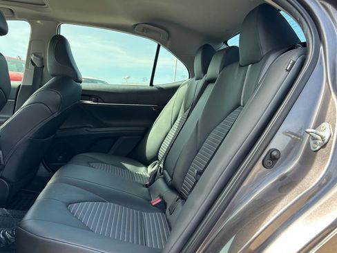 Used 2023 Toyota Camry SE w/ Audio Upgrade Package image 7