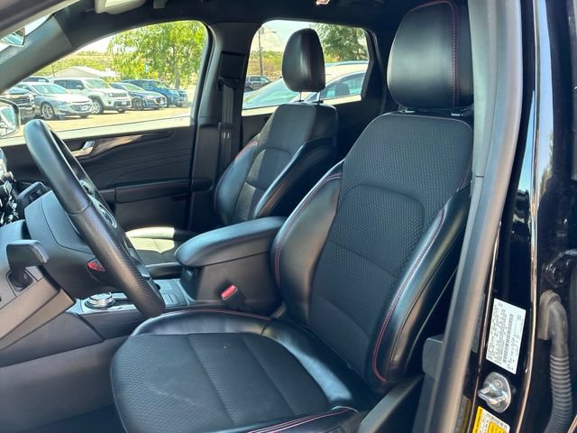 Used 2025 Ford Escape ST-Line FWD image 9