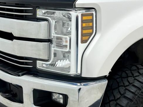 Used 2018 Ford F250 Lariat w/ Lariat Ultimate Package image 38